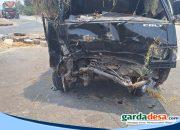 Kecelakaan di Ringroad Tuban, Dua Orang Luka-Luka Usai Truk Cold Diesel Tabrak Pick Up